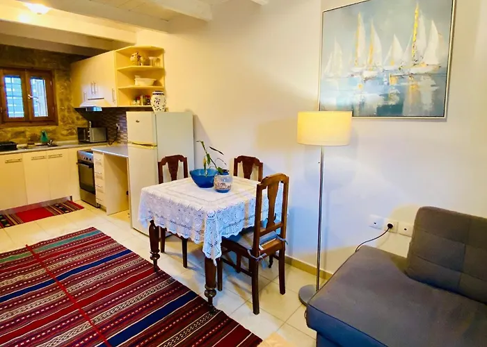 Delphi View! Σπίτι διακοπών Γαλαξίδι